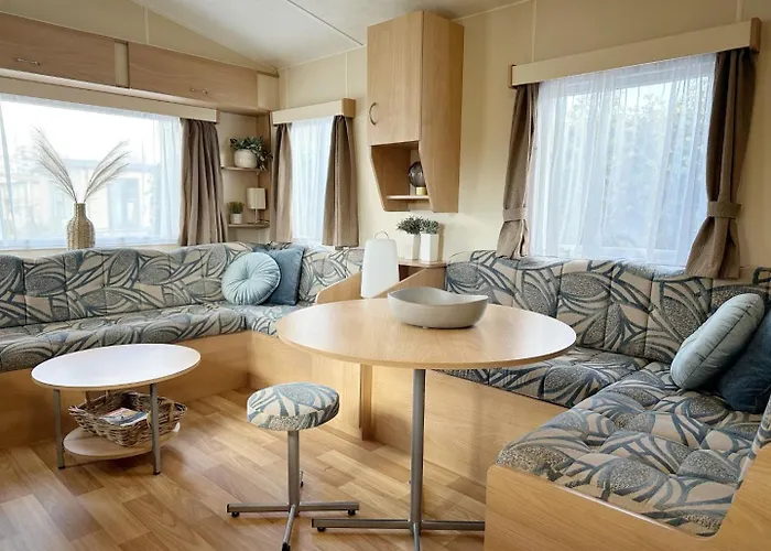 588 Op Recreatiepark De Wielen Chalet *