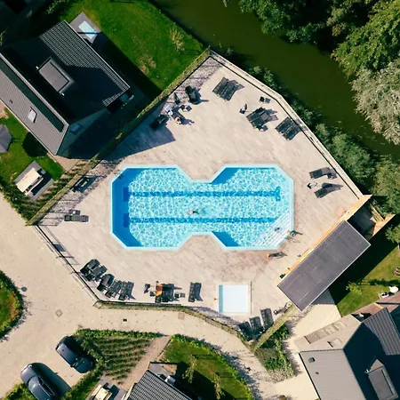 588 Op Recreatiepark De Wielen Alpesi faház