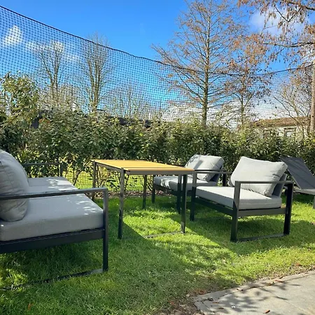 588 Op Recreatiepark De Wielen * Sint Maarten